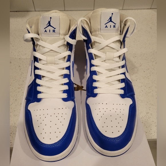 Wmns Nike Air Jordan 1 Mid 'Kentucky Blue' -- Size W11/M9.5 (With Box) - Picture 2 of 9